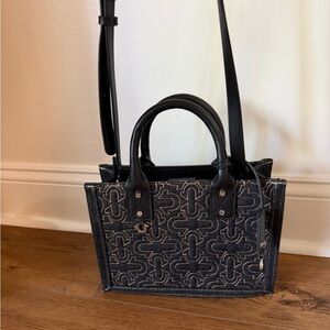 True Religion Tote EUC